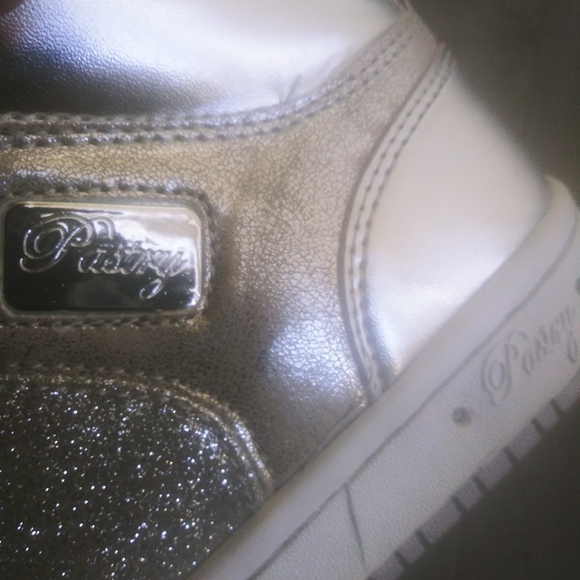 Pastry Sz.8๐Run Athletics Silver Dbl strings - Picture 9 of 12